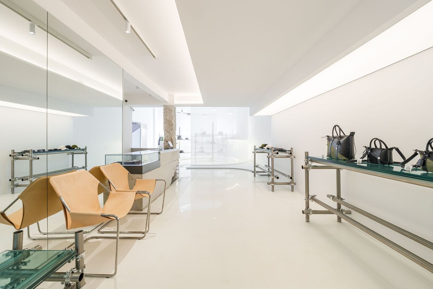 Projeto Flagship Store PACE - Pace Flagship Arquitetura Mobiliario Interiores Ambientacao Loja Pdv Design Exposicao Vm Minimundi  (23)